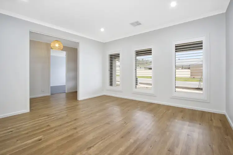 Second view of Homely house listing, 3 Dartnell Crescent, Wodonga VIC 3690