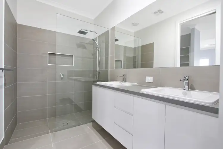 Fourth view of Homely house listing, 3 Dartnell Crescent, Wodonga VIC 3690