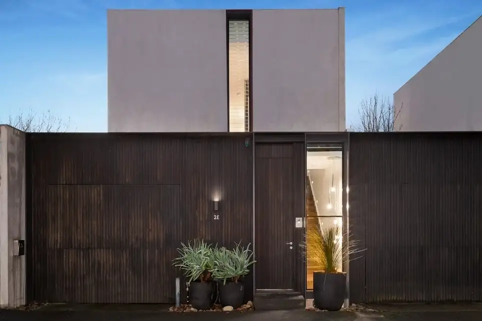 Main view of Homely townhouse listing, 2E Wilton Grove, Elwood VIC 3184