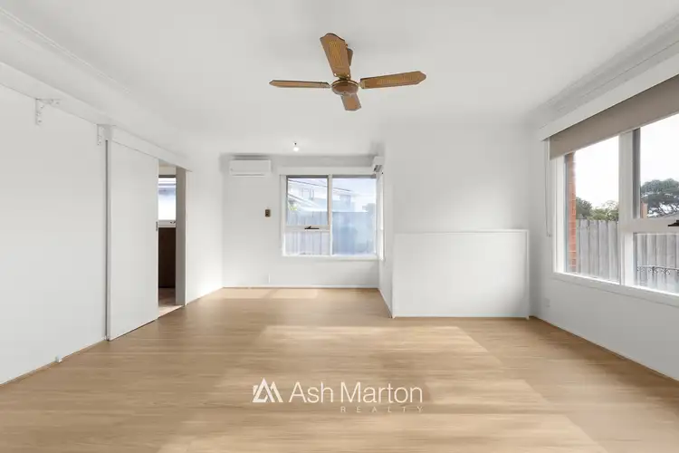 Second view of Homely house listing, 27 Glenelg Avenue, Frankston VIC 3199
