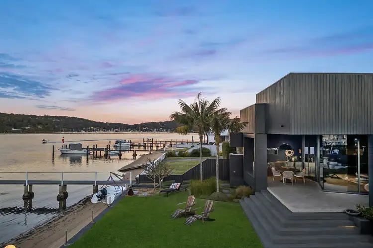 180 Booker Bay Road, Booker Bay NSW 2257