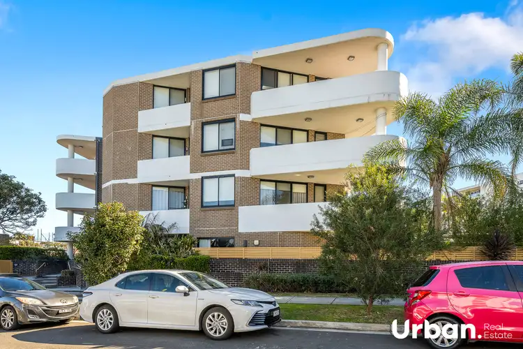 14/2 Patricia Street, Mays Hill NSW 2145