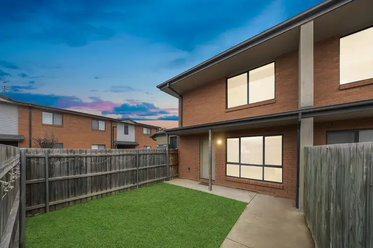 24/141 Mapleton Avenue, Harrison ACT 2914