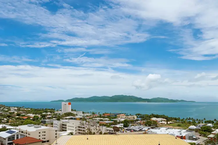 11/7 Hale Street, Townsville City QLD 4810