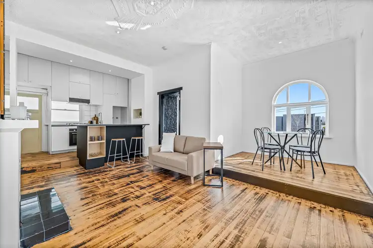 10/1 Coleridge Street