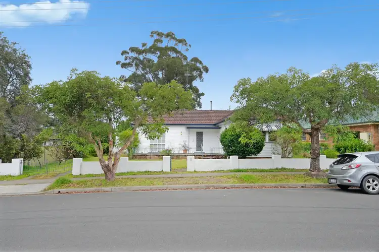 21 Blaxland Avenue, Penrith NSW 2750