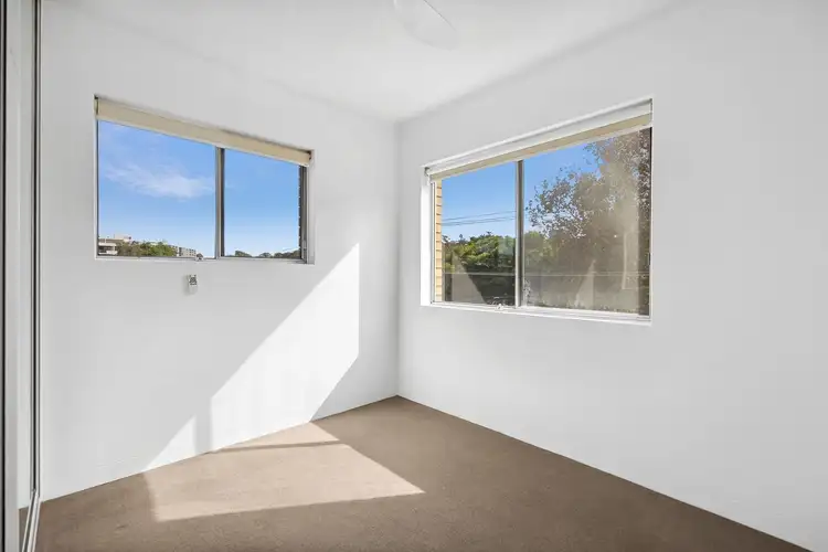 Third view of Homely apartment listing, 8/3 Francis Street, Dee Why NSW 2099