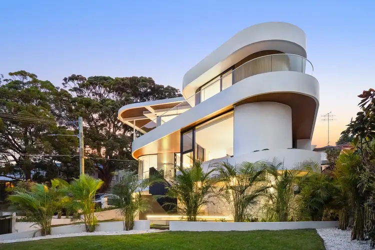 20 Coolawin Road, Northbridge NSW 2063