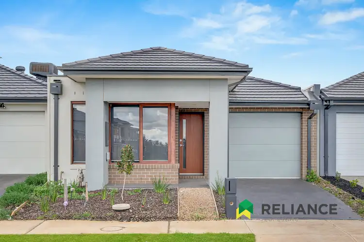 12 Brushton Street, Manor Lakes VIC 3024