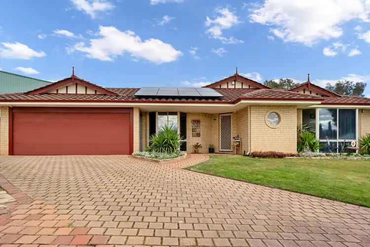 10 Bellata Place, Kenwick WA 6107