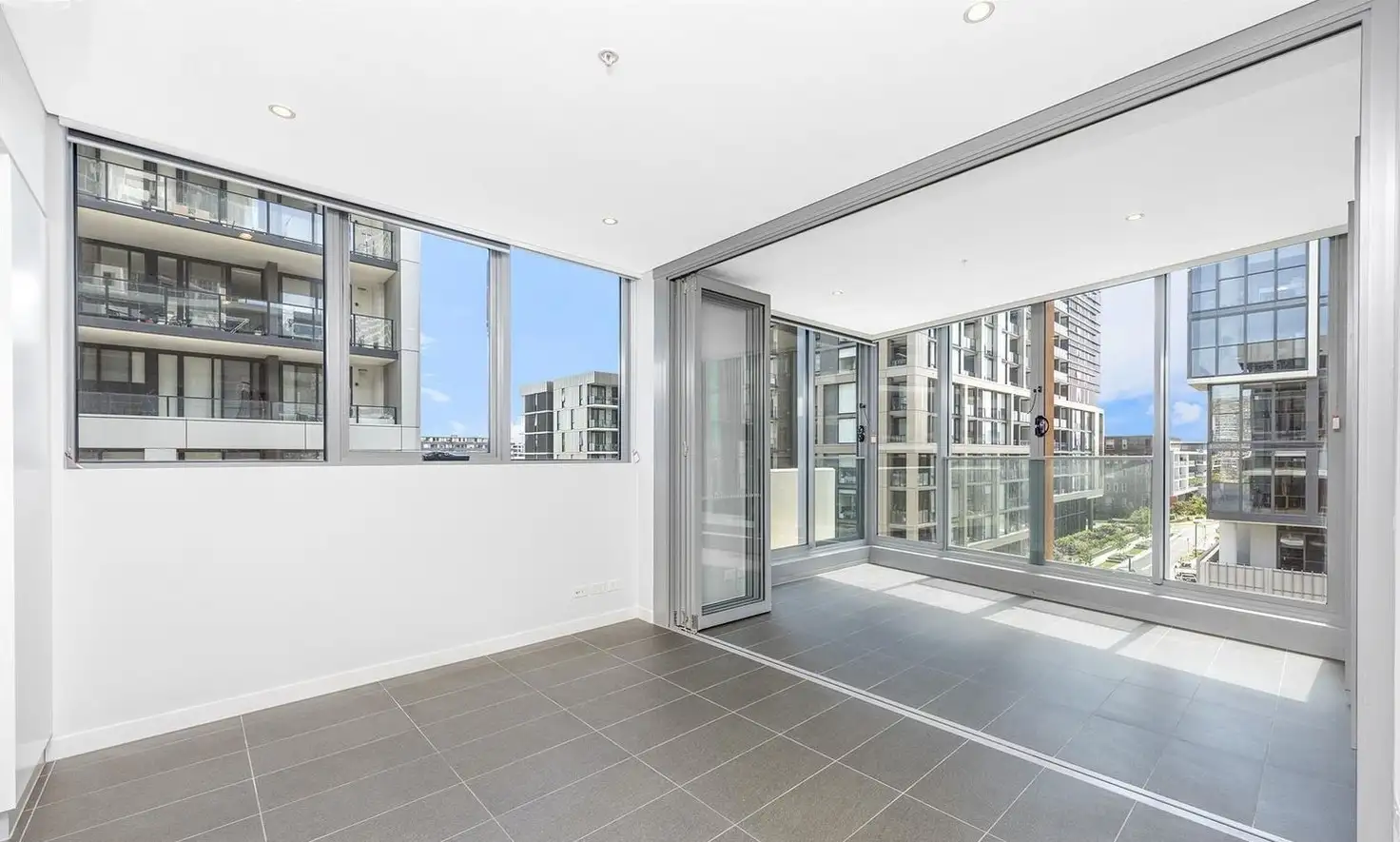 Main view of Homely apartment listing, 401/2 Wentworth Place, Wentworth Point NSW 2127