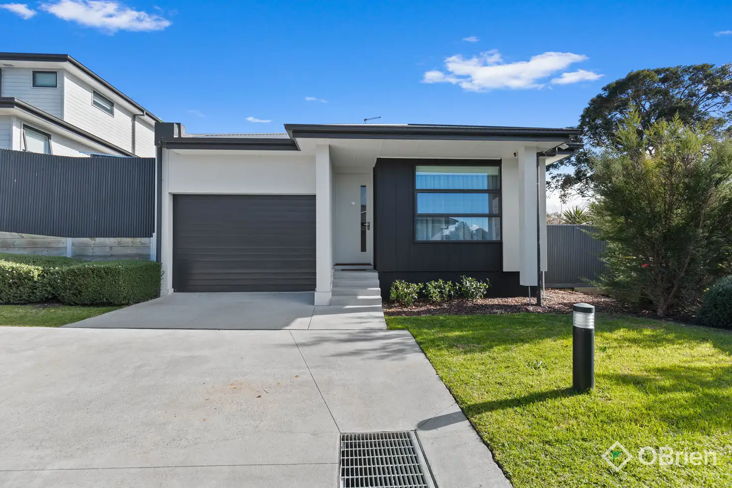 Main view of Homely unit listing, 10 Bilby Lane, Langwarrin VIC 3910