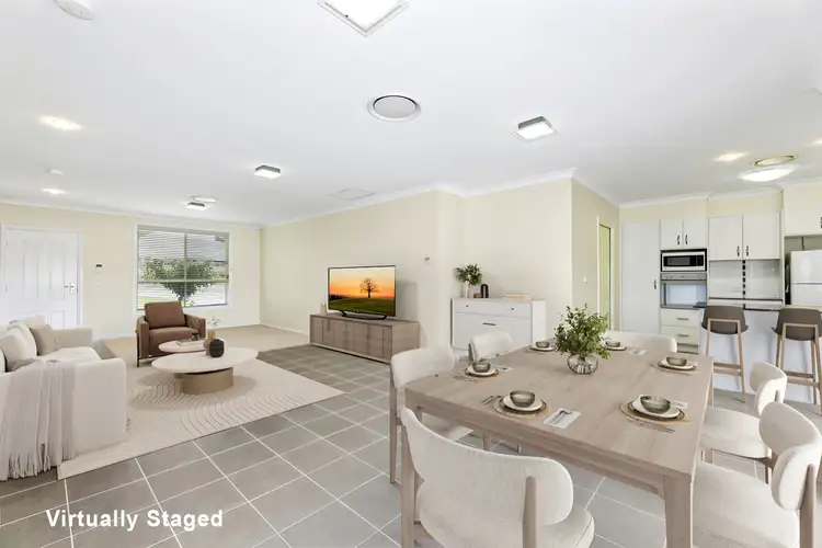 Fourth view of Homely semi-detached listing, 18 Evesham Circuit, Tamworth NSW 2340