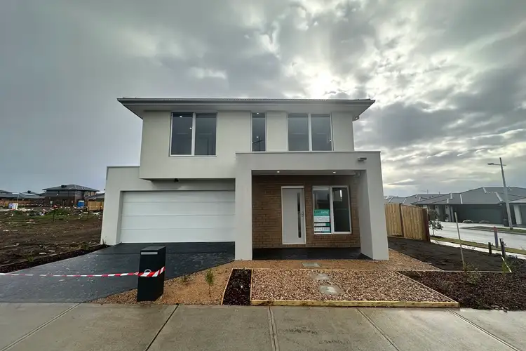 10 Levittown Rise, Werribee VIC 3030