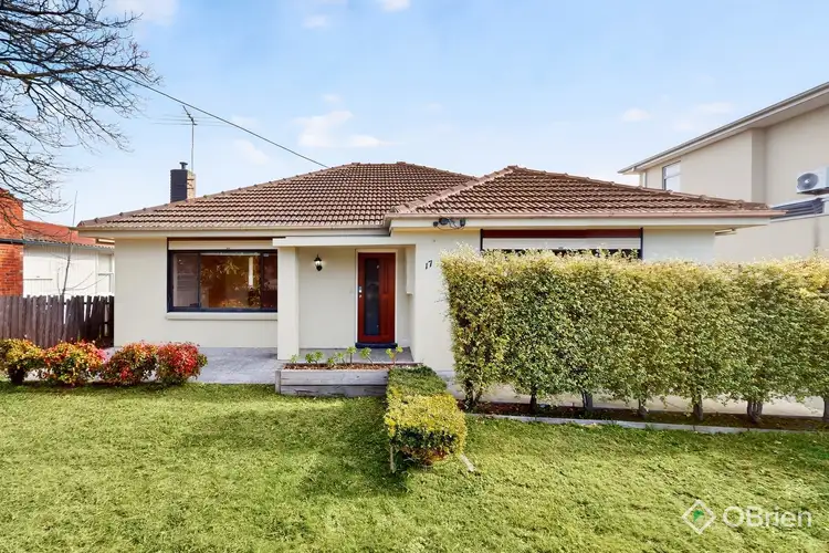 Main view of Homely unit listing, 1/17 Colin Road, Oakleigh South VIC 3167