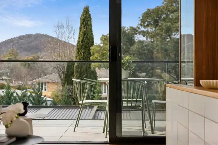 20/81 Constitution Avenue, Campbell ACT 2612