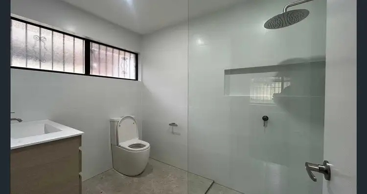 24 Woodhouse Drive, Ambarvale NSW 2560