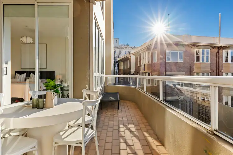 Third view of Homely apartment listing, 2/39 Elizabeth Bay Road, Elizabeth Bay NSW 2011