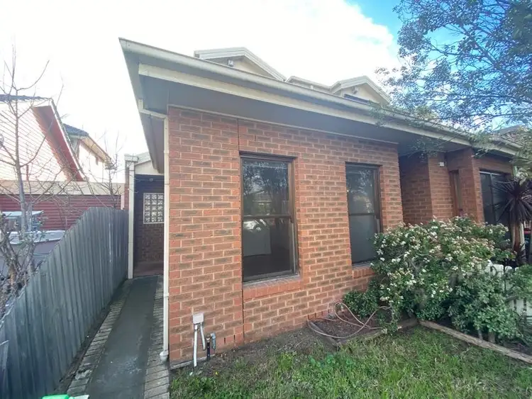 1/35 Saunders Street, Coburg VIC 3058