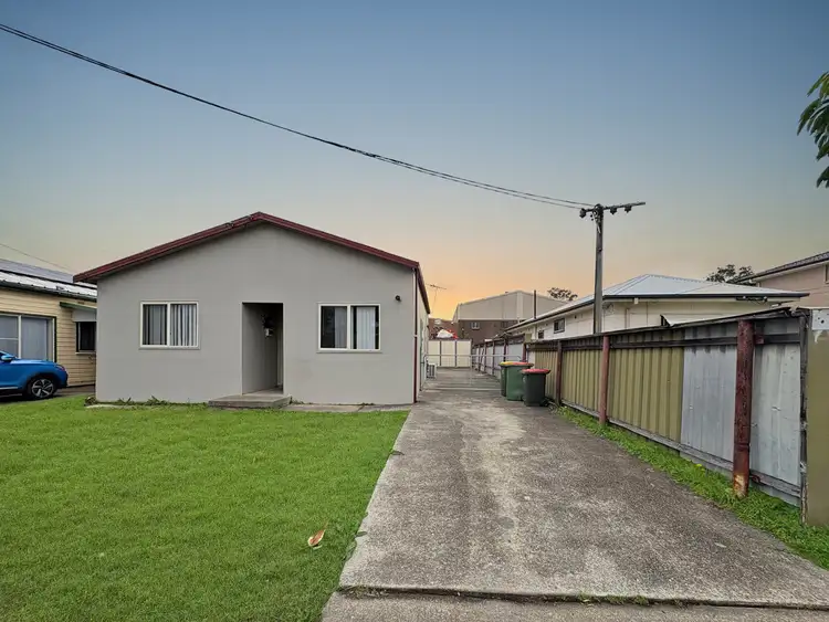 50 Lansdowne Street, Merrylands NSW 2160