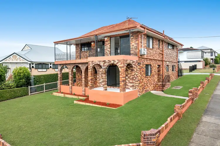 101 Carlton Terrace, Manly QLD 4179