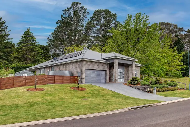 9 Rochester Drive, Bundanoon NSW 2578
