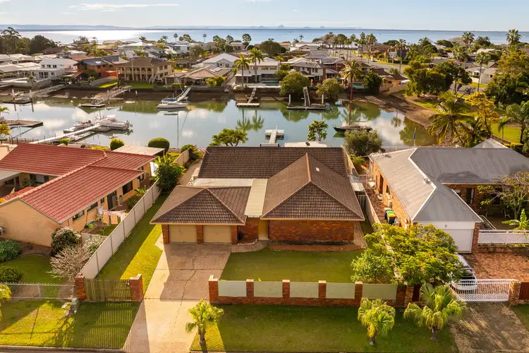 5 Australia Court, Newport QLD 4020