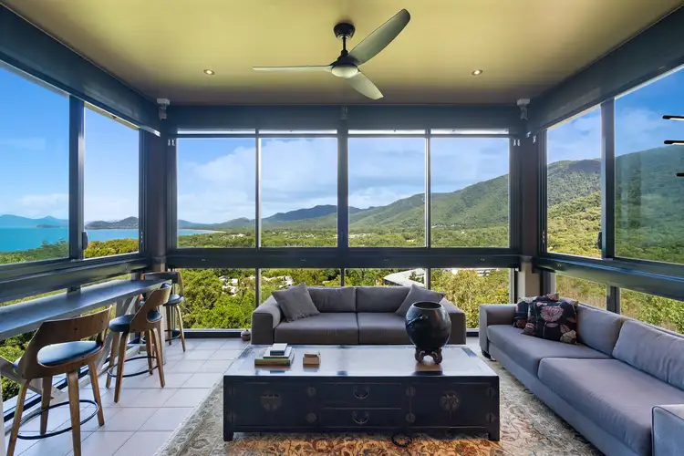 9/13 Colonel Cummings Drive, Palm Cove QLD 4879