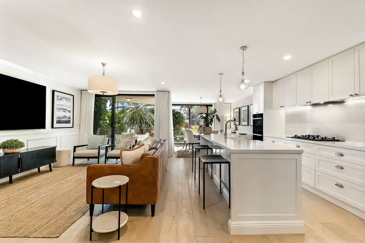 2/19 Cove Avenue, Manly NSW 2095