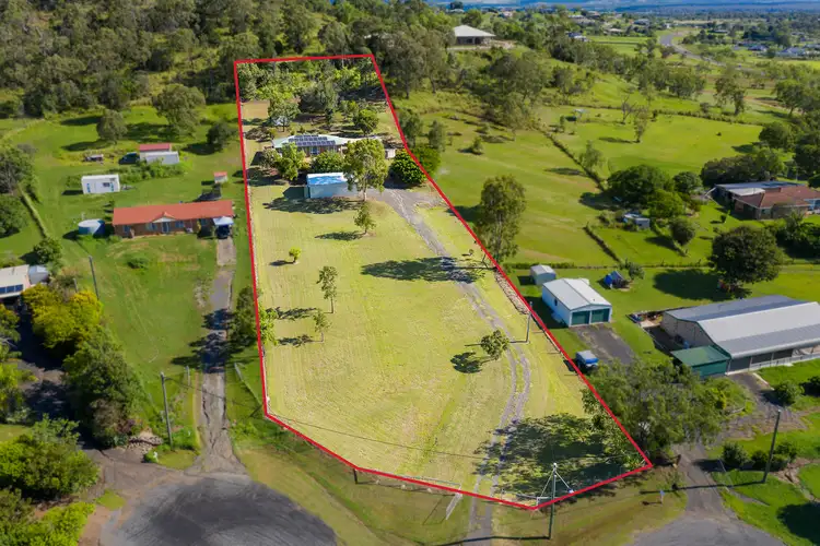 9 Logan Court, Plainland QLD 4341