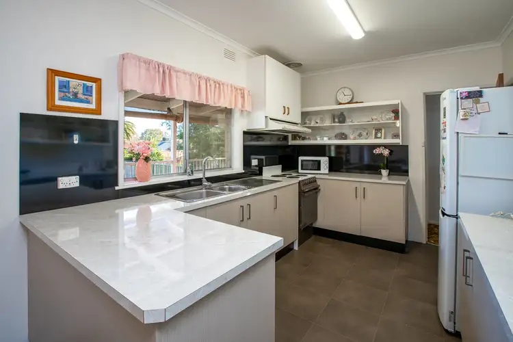 Fourth view of Homely house listing, 439 Solomon Street, West Albury NSW 2640