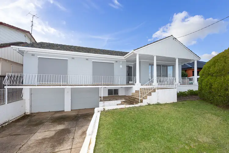 97 Fay Avenue, Kooringal NSW 2650
