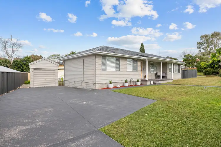 Second view of Homely house listing, 22 Gwen Parade, Raymond Terrace NSW 2324