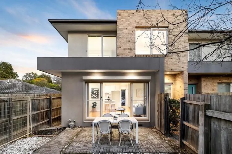 2/770A Whitehorse Road, Mont Albert VIC 3127
