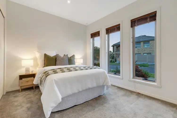 Fifth view of Homely house listing, 17 Sunnyside Way, Cairnlea VIC 3023
