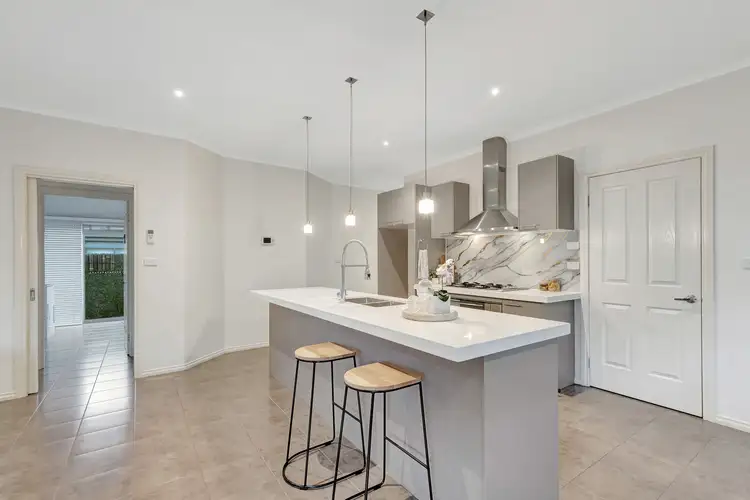 Sixth view of Homely house listing, 17 Sunnyside Way, Cairnlea VIC 3023