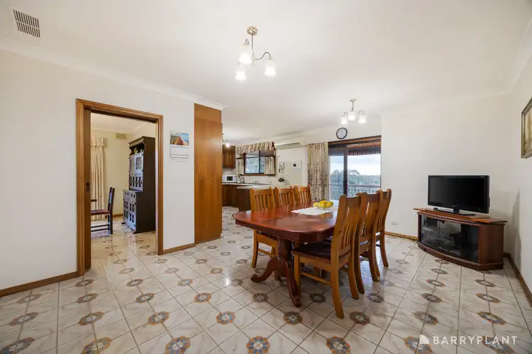 Fifth view of Homely house listing, 17 Weemala Court, Greensborough VIC 3088