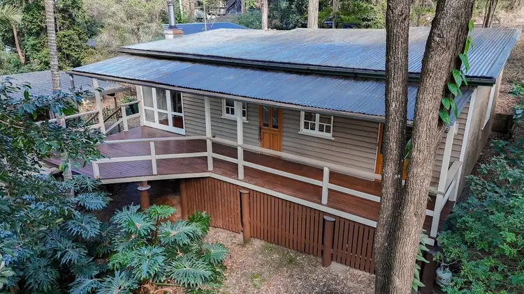 18 Wentworth Avenue, Mount Nebo QLD 4520