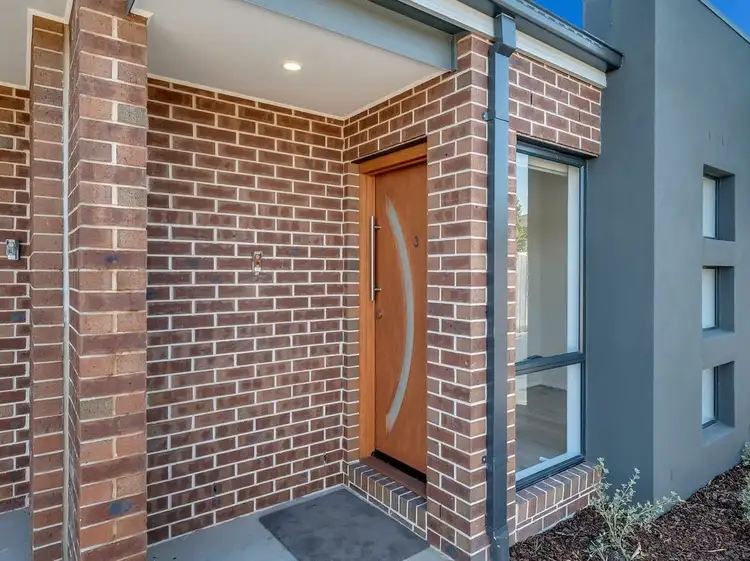 3/10 Corymbia Court, Truganina VIC 3029
