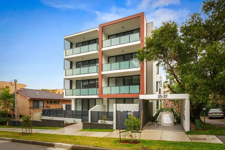 2/35-37 Empress Street, Hurstville NSW 2220