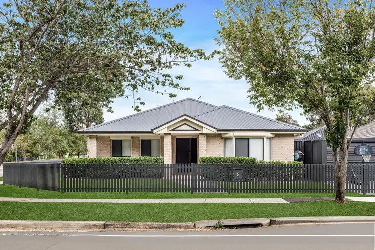 Second view of Homely house listing, 8 Spring Hill Circle, Currans Hill NSW 2567