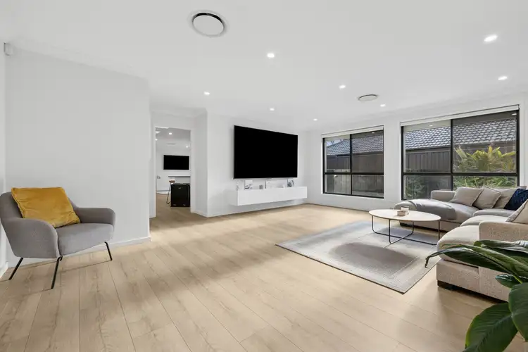 Fourth view of Homely house listing, 8 Spring Hill Circle, Currans Hill NSW 2567