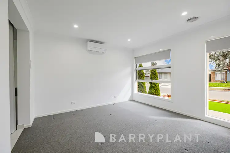Fifth view of Homely house listing, 28 Ambervue Drive, Cobblebank VIC 3338