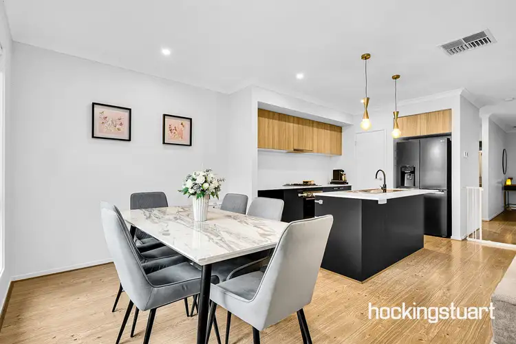 Fifth view of Homely house listing, 25 Varun Loop, Wollert VIC 3750