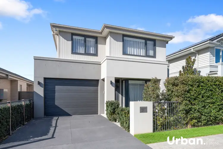 21 Joey Crescent