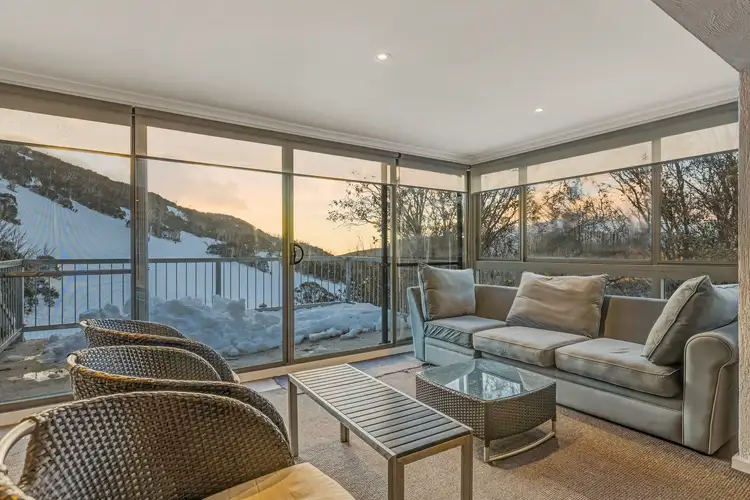 1/8 Falls Creek Road