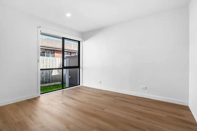 Fourth view of Homely unit listing, 3,4,5/237-239 Westall Road, Clayton South VIC 3169