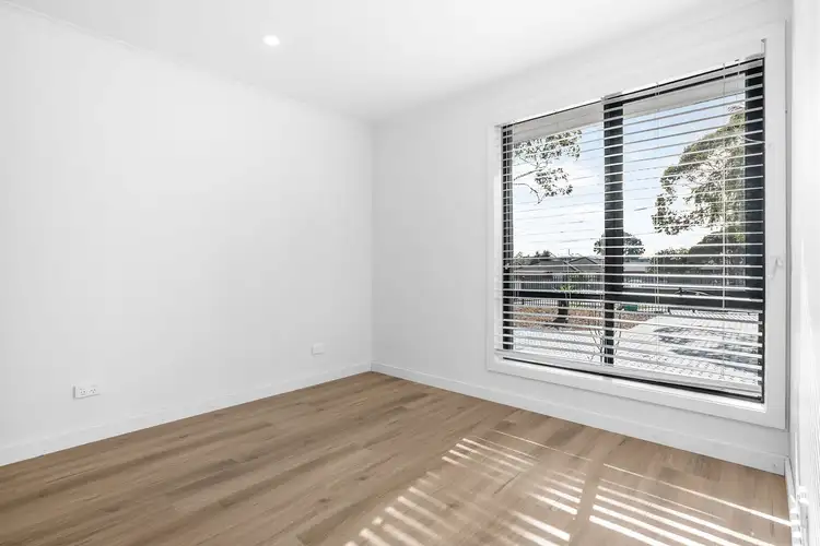 Fifth view of Homely unit listing, 3,4,5/237-239 Westall Road, Clayton South VIC 3169