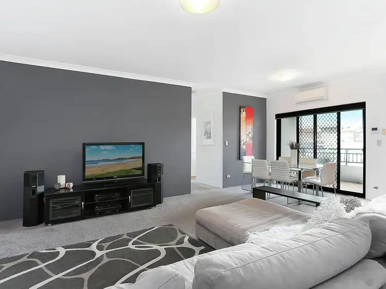 Main view of Homely apartment listing, 10/52 Kingsway, Cronulla NSW 2230
