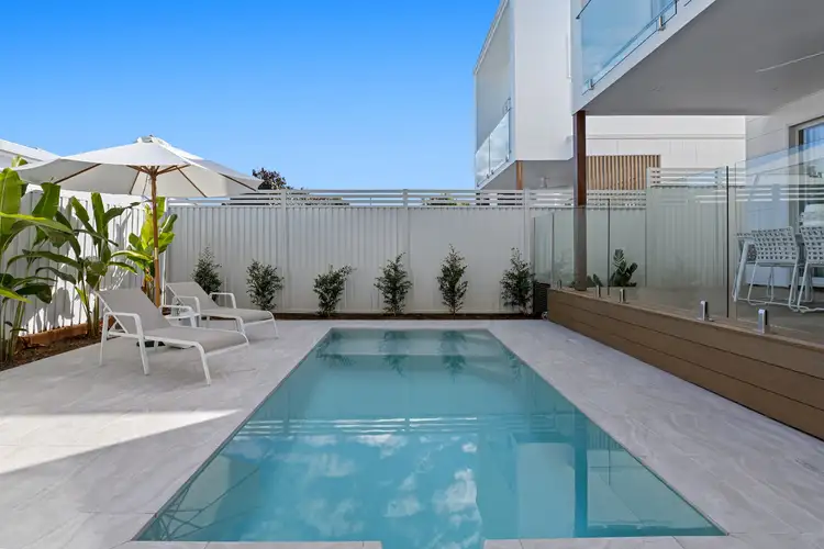 24 Yacht Street, Southport QLD 4215